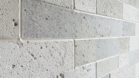 tynkowanie klejem do siatki